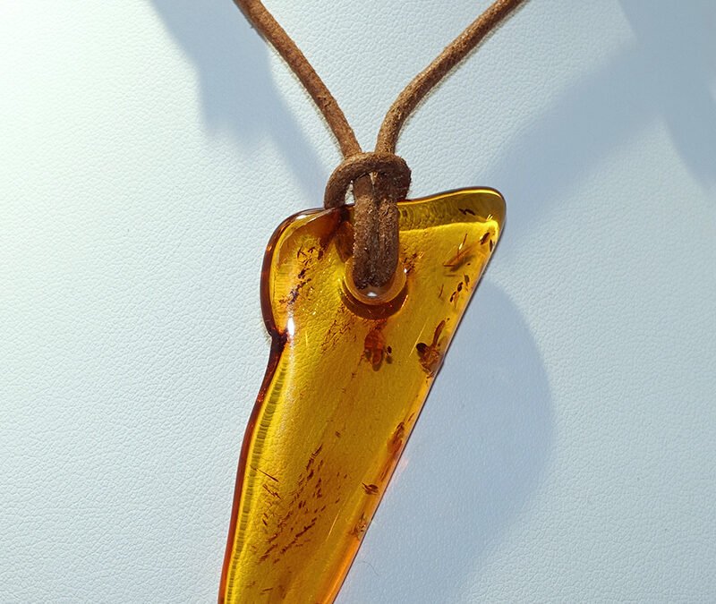 Pendentif ambre